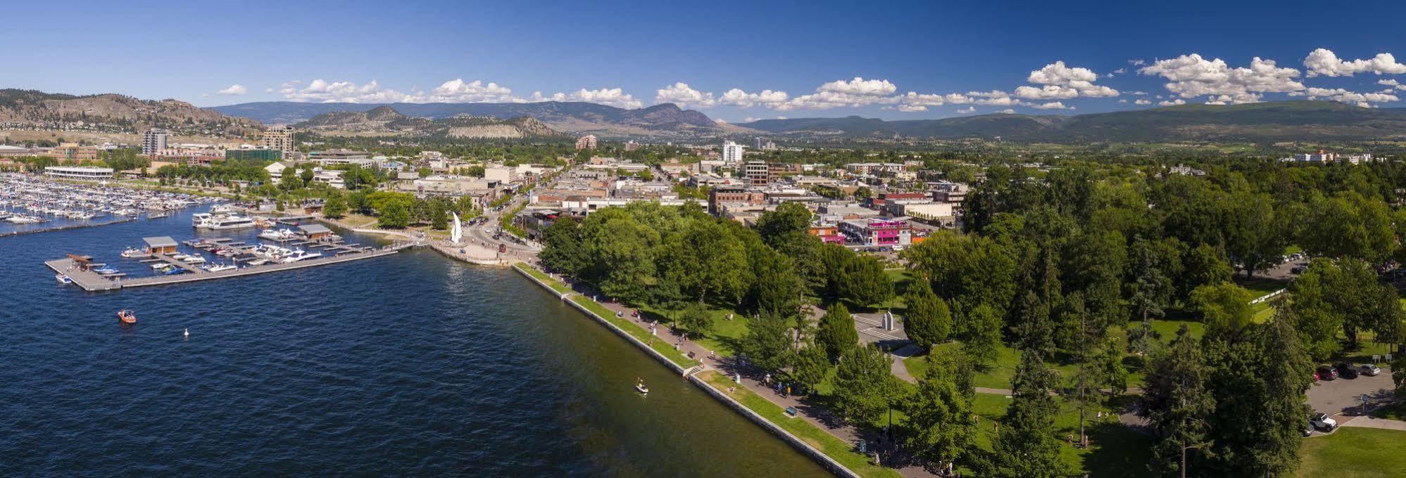 Hotel Zed Kelowna Exterior photo